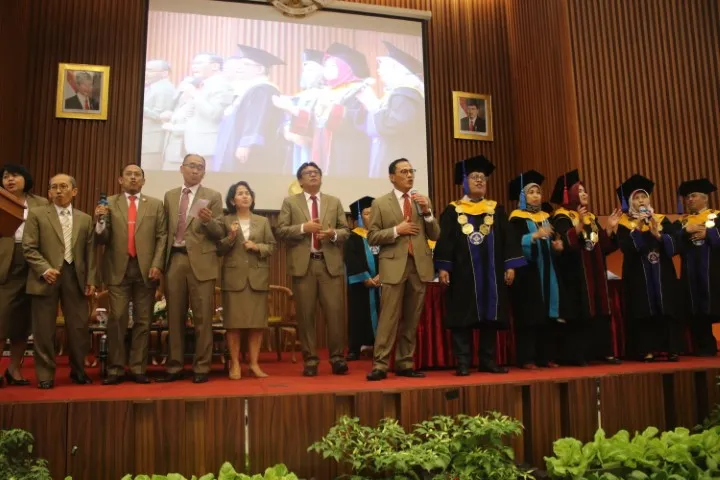 WISUDA 57 (20)