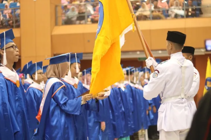WISUDA 57 (4)